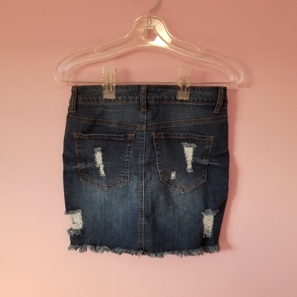 jean skirt - Picture 2 of 3